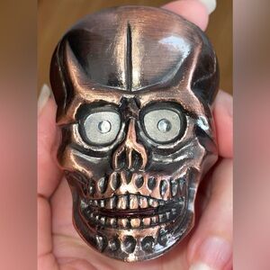 Vintage Metal Skull – Gothic Novelty Table Lighter – Functional Collectible